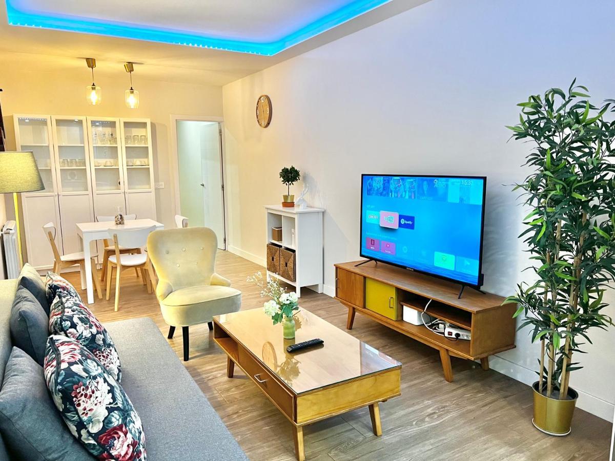 Apartamentos Moncloa Madrid Kültér fotó