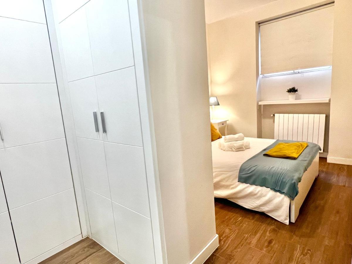 Apartamentos Moncloa Madrid Kültér fotó